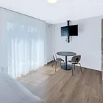 Mooi *
